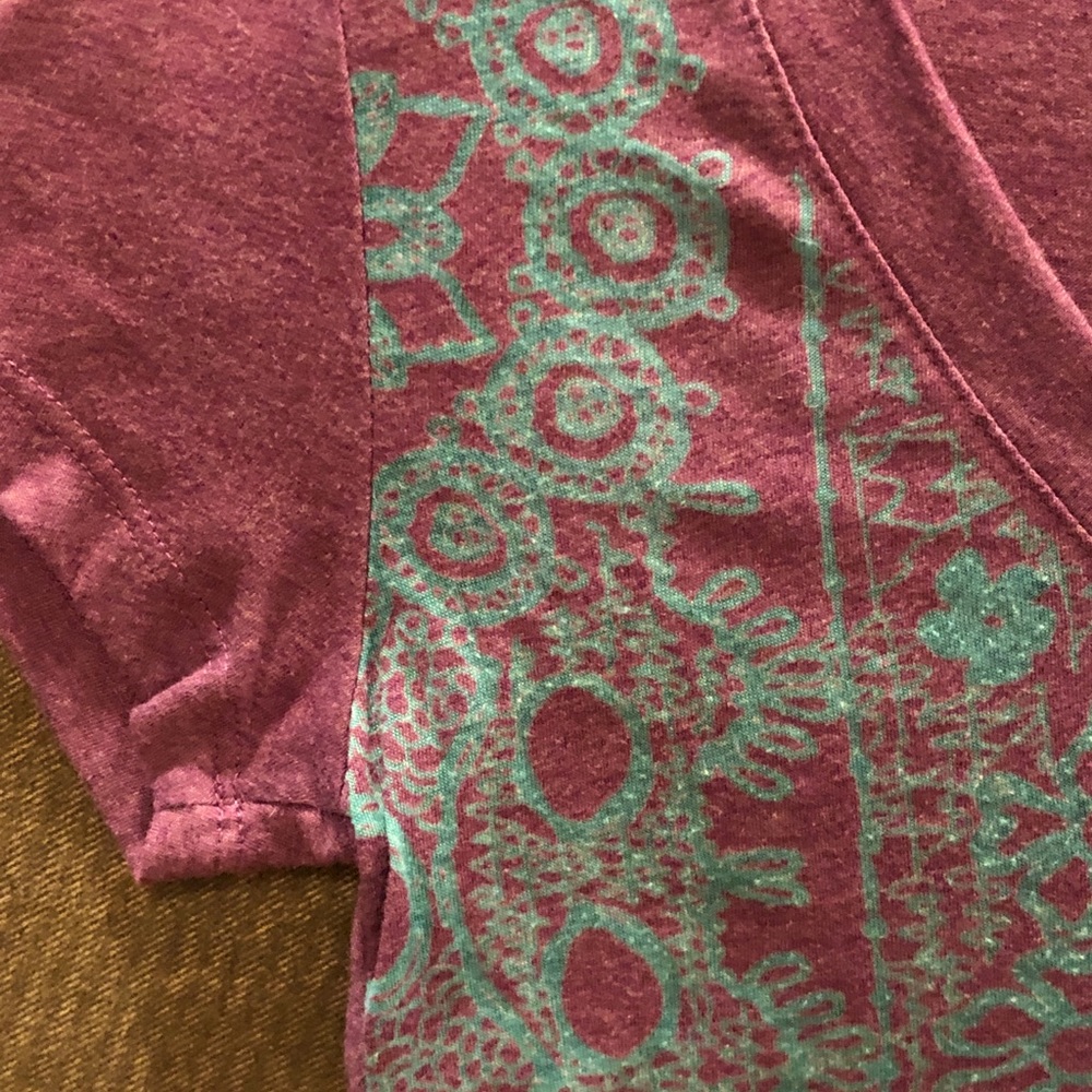 Fun Graphic Tee - Picture 4 of 7